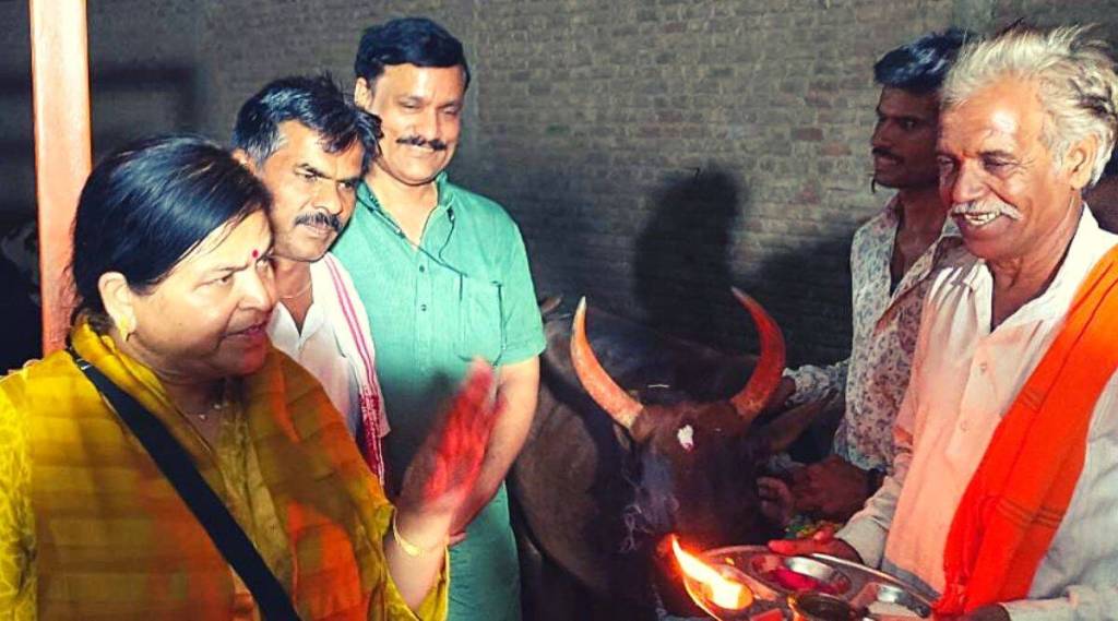 “संस्कारांची कट्टरता शिकायची असेल तर मुस्लिमांचा आदर्श घ्या”; भाजपाच्या महिला मंत्र्याचं वक्तव्य, म्हणाल्या “हिंदू मंदिरं…”