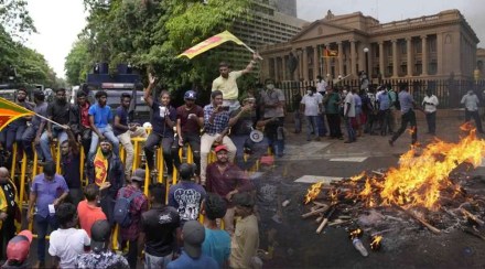 Sri lanka Economic Crisis : हिंसाचारात ८ जणांचा मृत्यू, अनेक राजकीय नेत्यांची घरे जळून खाक