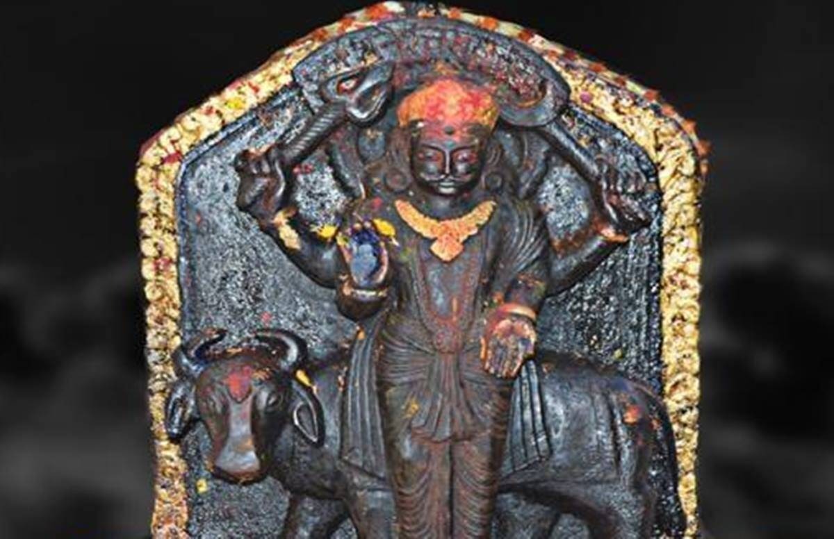 आरोग्याच्या बाबतीत काळजी घ्यावी लागेल. कोणताही आजार तुम्हाला त्रास देऊ शकतो. नातेसंबंध बिघडू शकतात. पैसा हुशारीने वापरावा लागेल, खर्च वाढेल.
