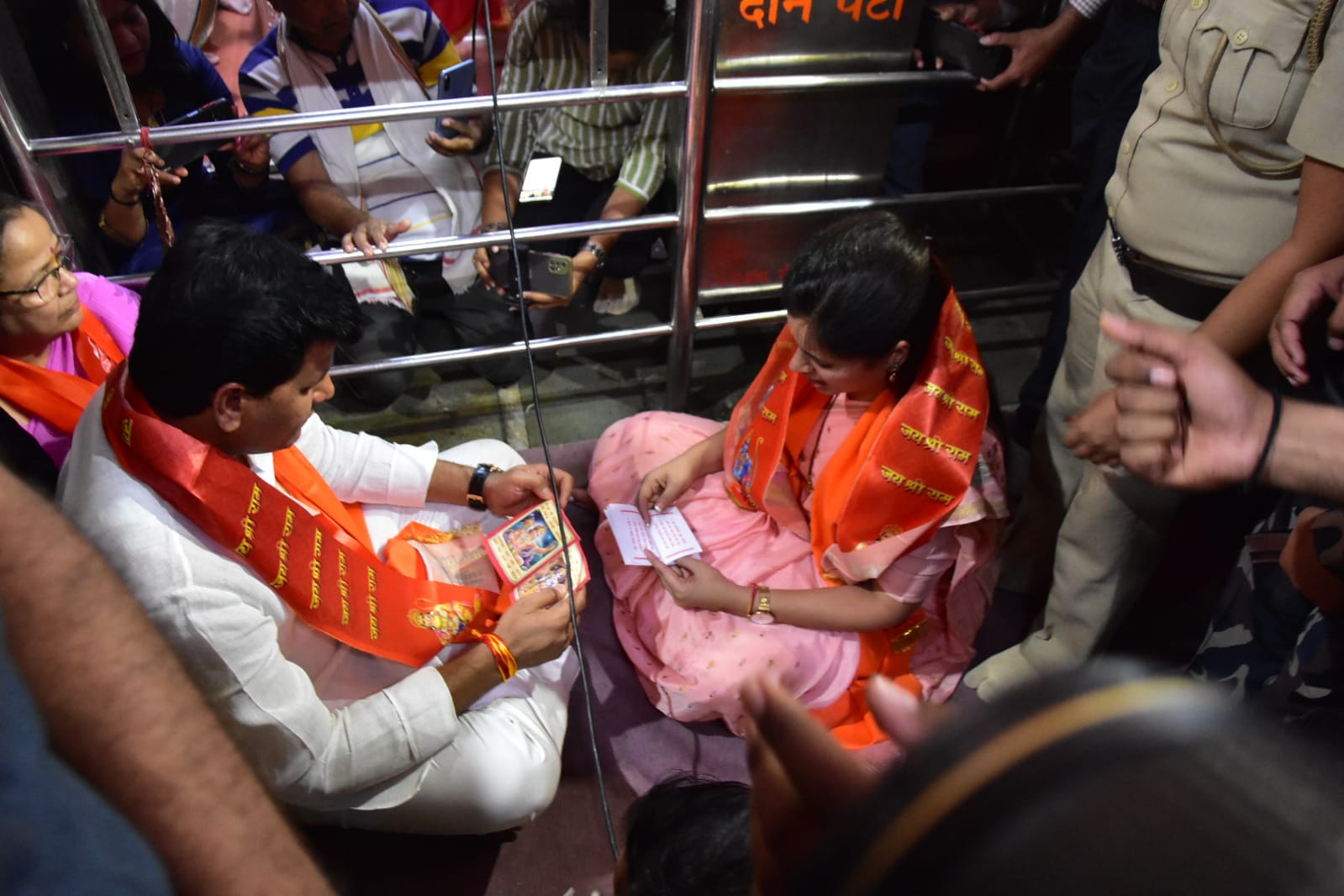 navneet rana ravi rana hanuman chalisa nagpur amravati