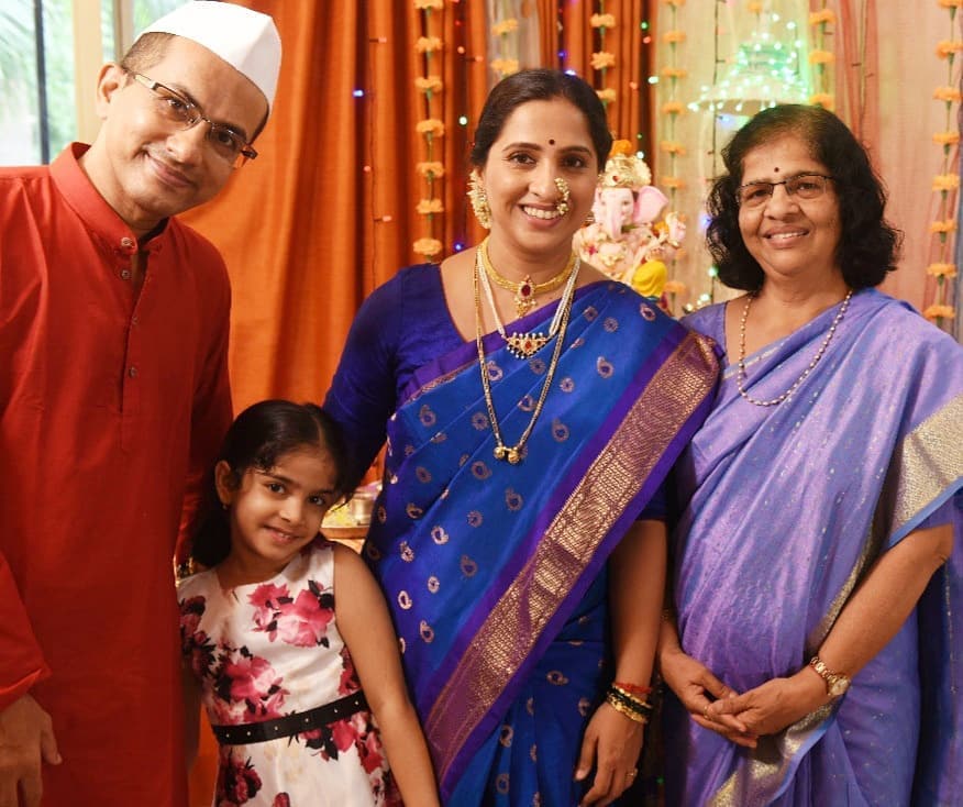 aai kuthe kay karte (2)
