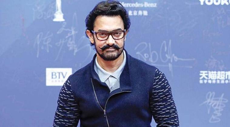 आमिर खानची एक्स पत्नी किरण राव हिने त्याला एक व्हिडीओ दाखवल्यानंतर त्याने मांसाहारी पदार्थ खाणं सोडलं. दुग्धपदार्थांचे सेवनही त्याने टाळलं आहे
