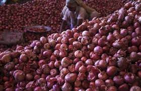 नाफेडच्या कांदा खरेदीची चौकशी करण्याची स्वतंत्र भारत पक्षाची मागणी