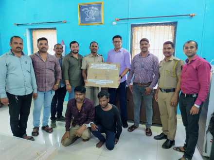 रेल्वे स्थानकात महिला प्रवाशांजवळील सोन्याचा ऐवज चोरणाऱ्या दोघांना अटक , कल्याण लोहमार्ग पोलिसांची कारवाई