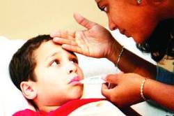 लहान मुलांना ताप, सर्दी, खोकला आणि डेंग्यूही