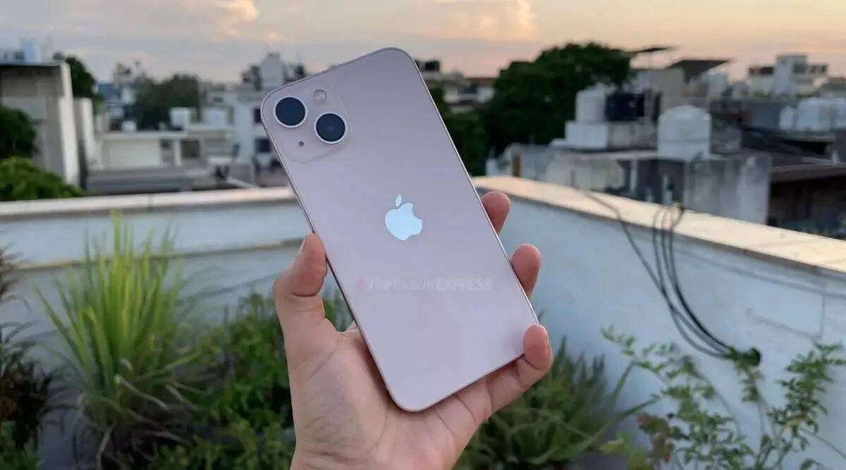 i phone price