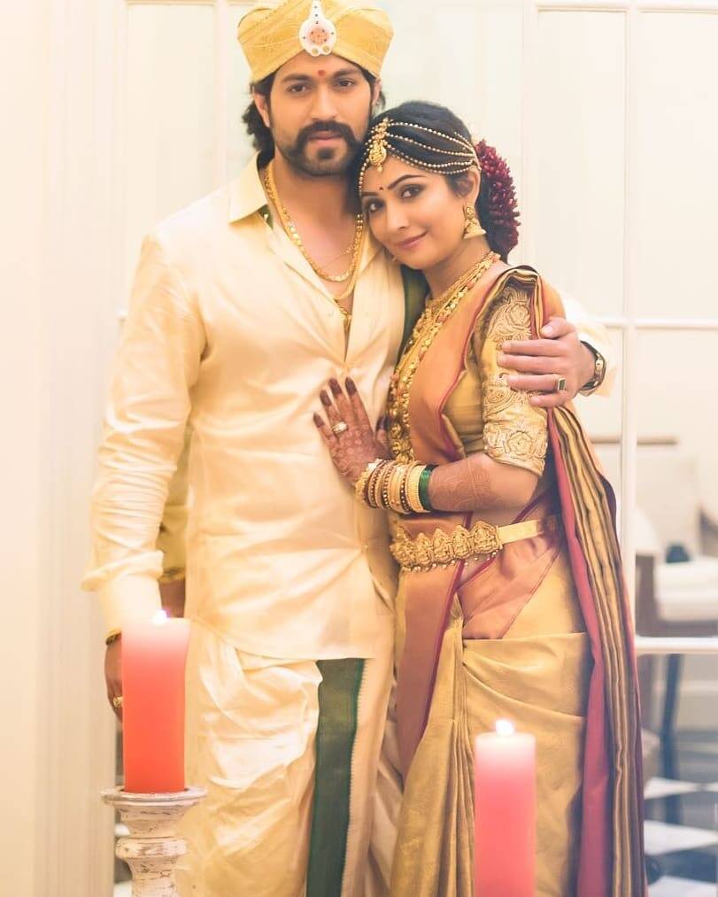 kgf 2 star yash and radhika love story (11)