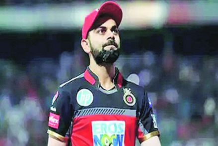 कोहलीने क्रिकेटमधून अल्प विश्रांती घ्यावी -ली