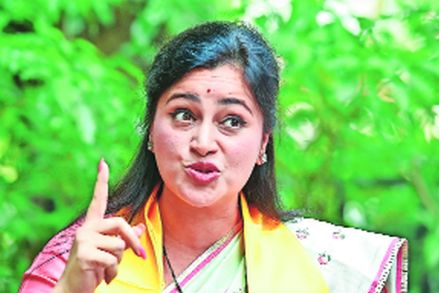 लीलावती रुग्णालयाकडून अज्ञात व्यक्तीविरोधात तक्रार