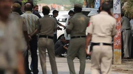 दर्ग्याजवळ हनुमान मूर्तीची प्रतिष्ठापना केल्याने परिसरात तणाव, नीमचमध्ये कलम १४४ लागू