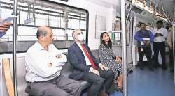 युरोपियन युनियनच्या राजदूतांचा पुणे मेट्रोतून प्रवास