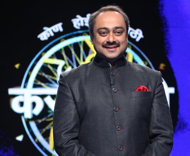 अभिनेते सचिन खेडेकरही या सीरिजमध्ये काम करताना दिसणार आहेत.