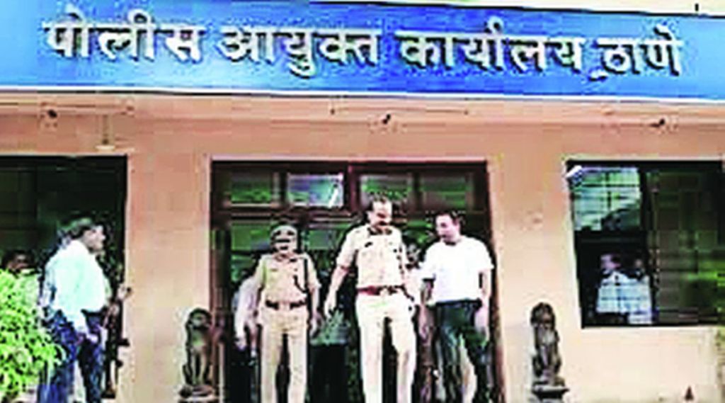 शहरबात: ठाणे पोलीस कामगिरी तोकडी, वादच अधिक शहरबात: ठाणे पोलीस कामगिरी तोकडी, वादच अधिक