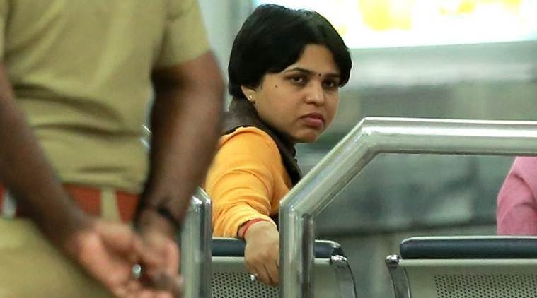 Trupti desai supported ketaki chitale, Ketaki Chitale post on Sharad Pawar