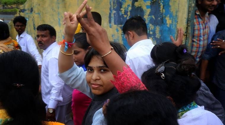 Trupti desai supported ketaki chitale, Ketaki Chitale post on Sharad Pawar