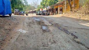 poor road condition of Titwala-Balyani-Ambivali of KDMC