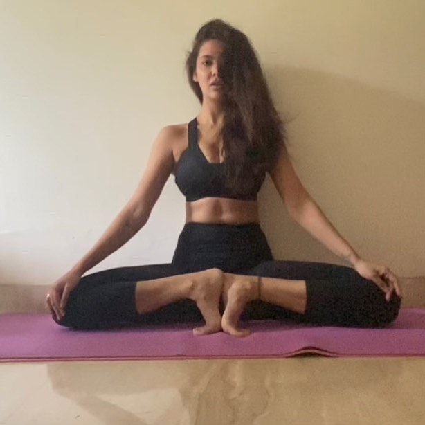Ashram 3 fame esha gupta yoga poses