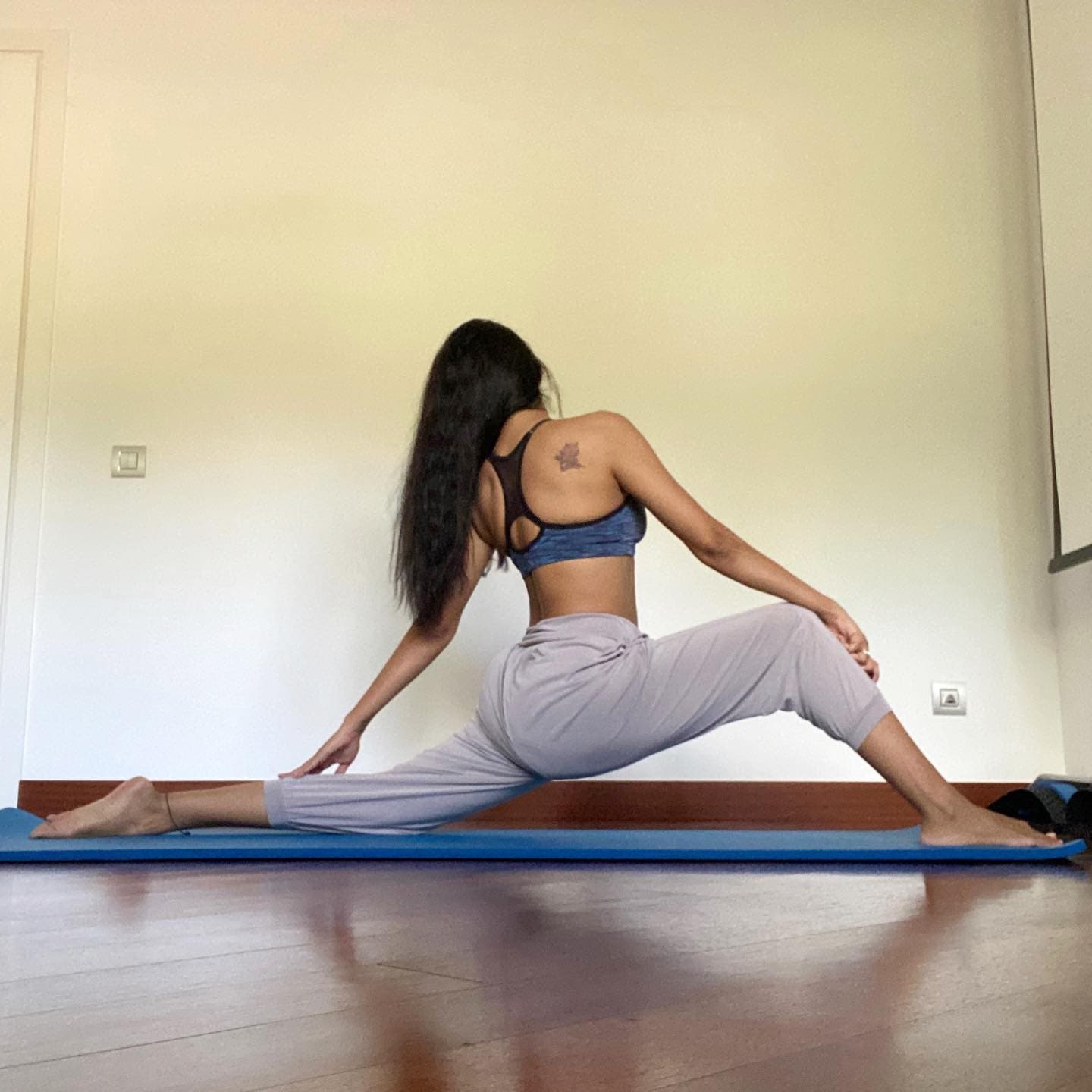 Ashram 3 fame esha gupta yoga poses