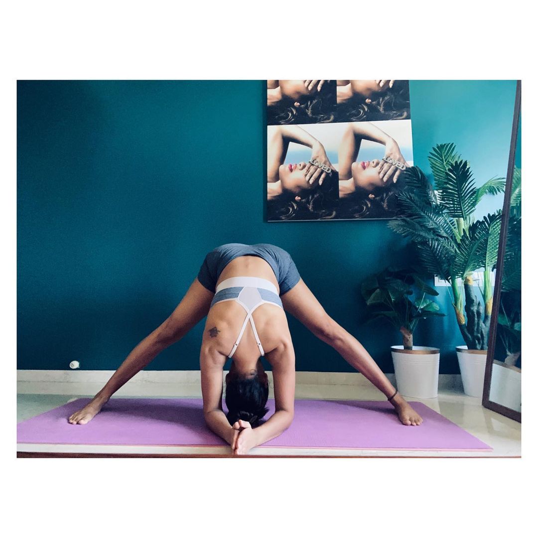 Ashram 3 fame esha gupta yoga poses