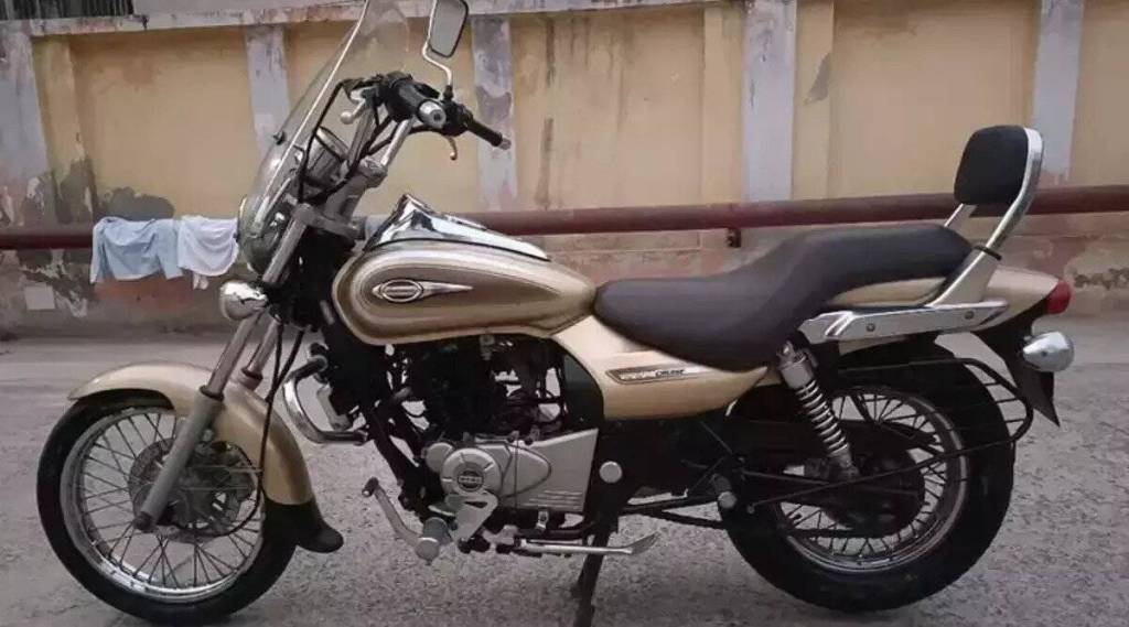 Bajaj-Avenger-220-4