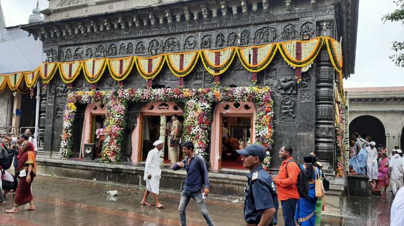जगद्गगुरु संत तुकाराम महाराजांचा ३३७ वा पालखी सोहळा उत्साहात आणि भक्तिभावाने पार पडत आहे. (सर्व फोटो - कृष्णा बनकर)