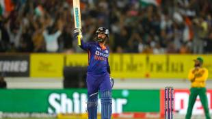 Dinesh Karthik