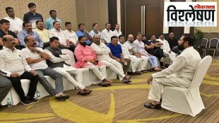 Eknath-Shinde-Radisson-Blu-Guwahati-3