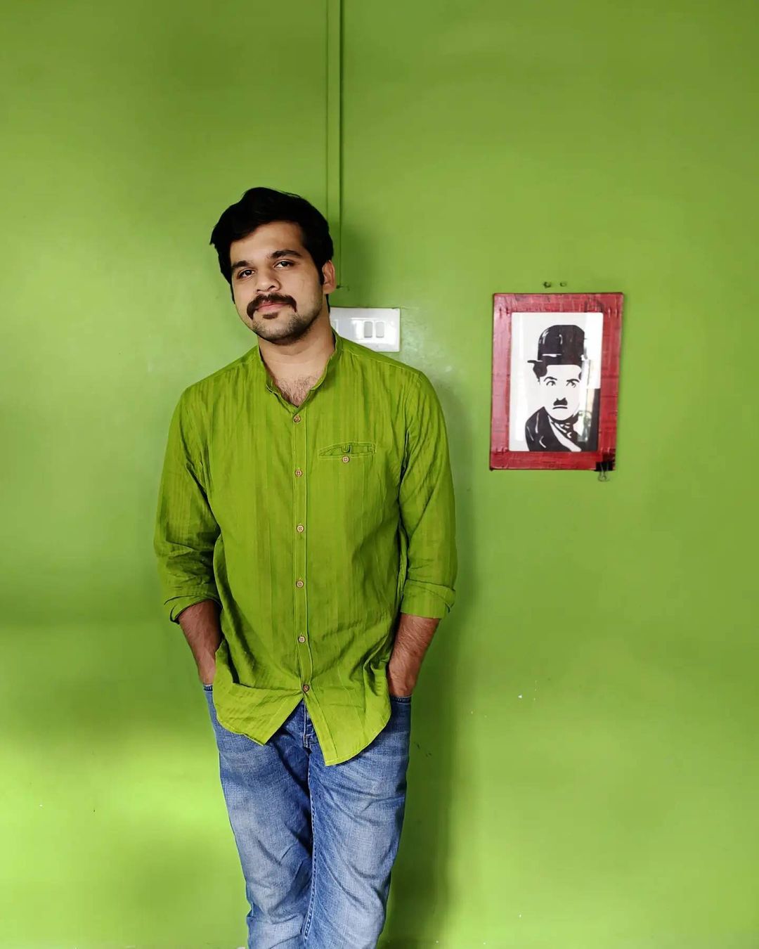 Kshitish Date as eknath shinde in dharmveer movie