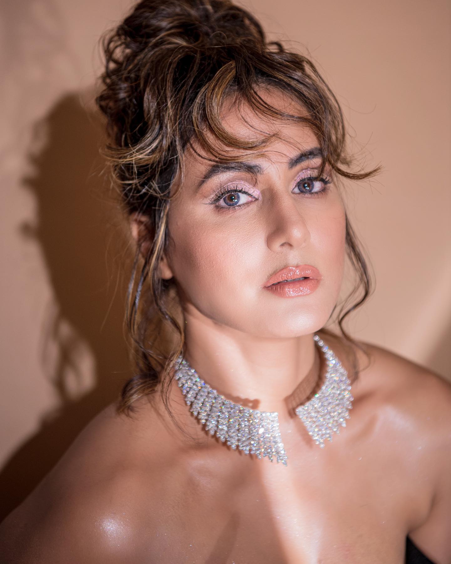 Hina Khan Photos