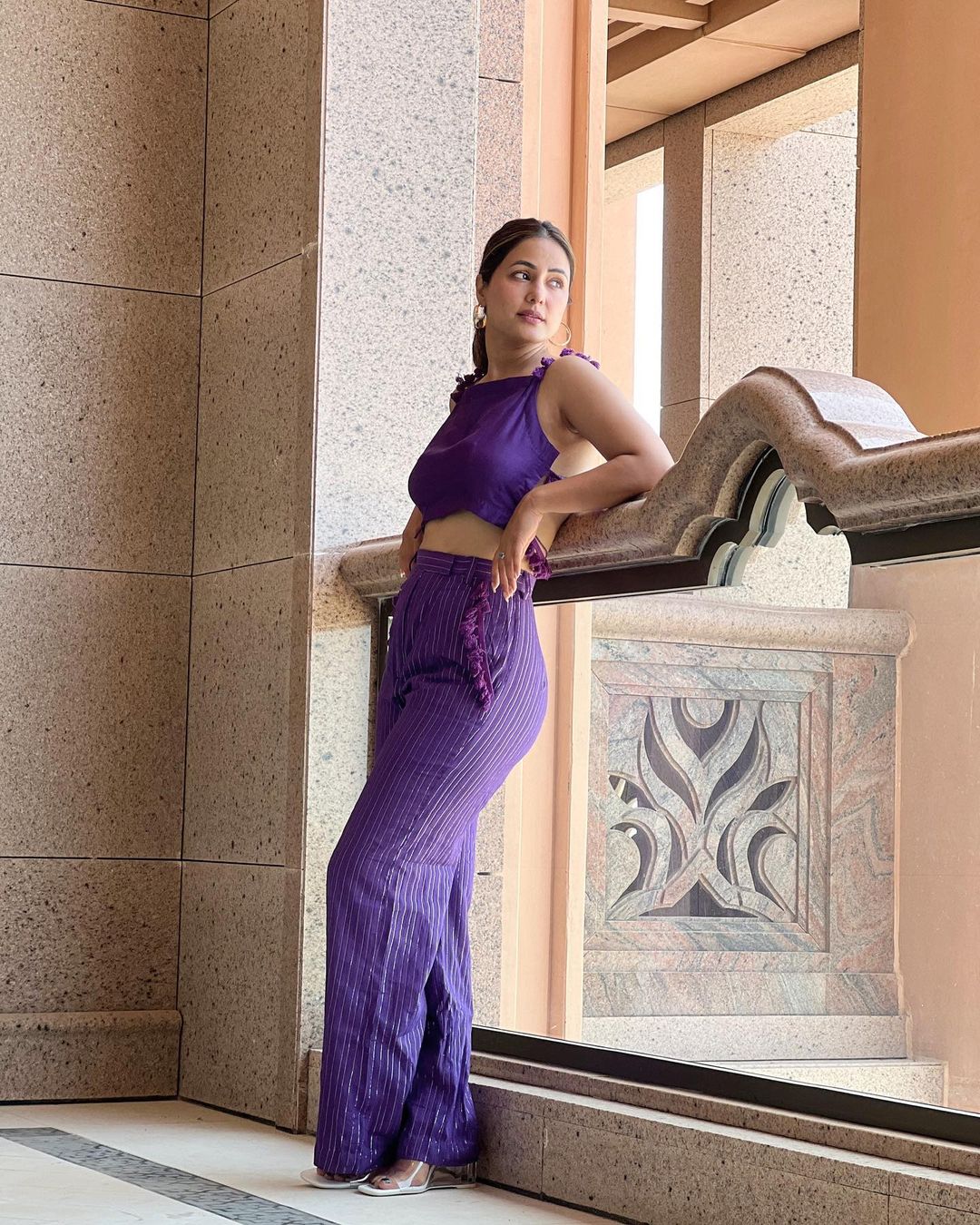 Hina Khan Bold photoshoot in backless top 