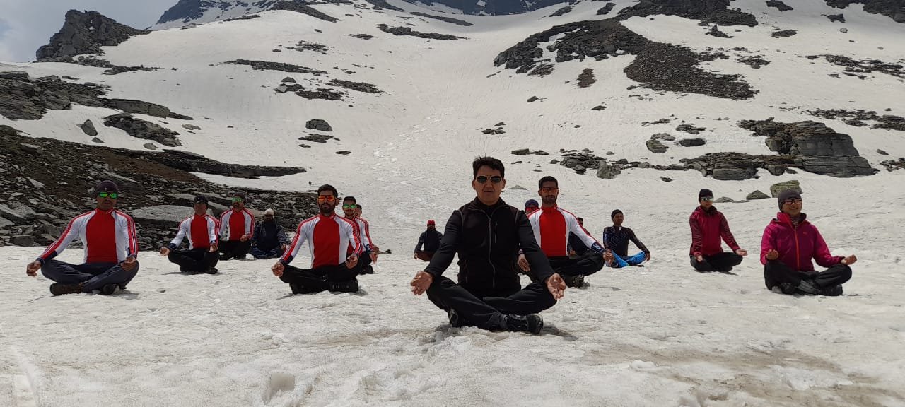 International Yoga Day 2022 ITBP jawans perform yoga aasans 