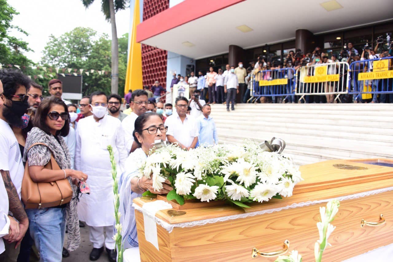 KK funeral Son looks distraught wife breaks down Mamata Banerjee pays last respects as they bid farewell to the singer