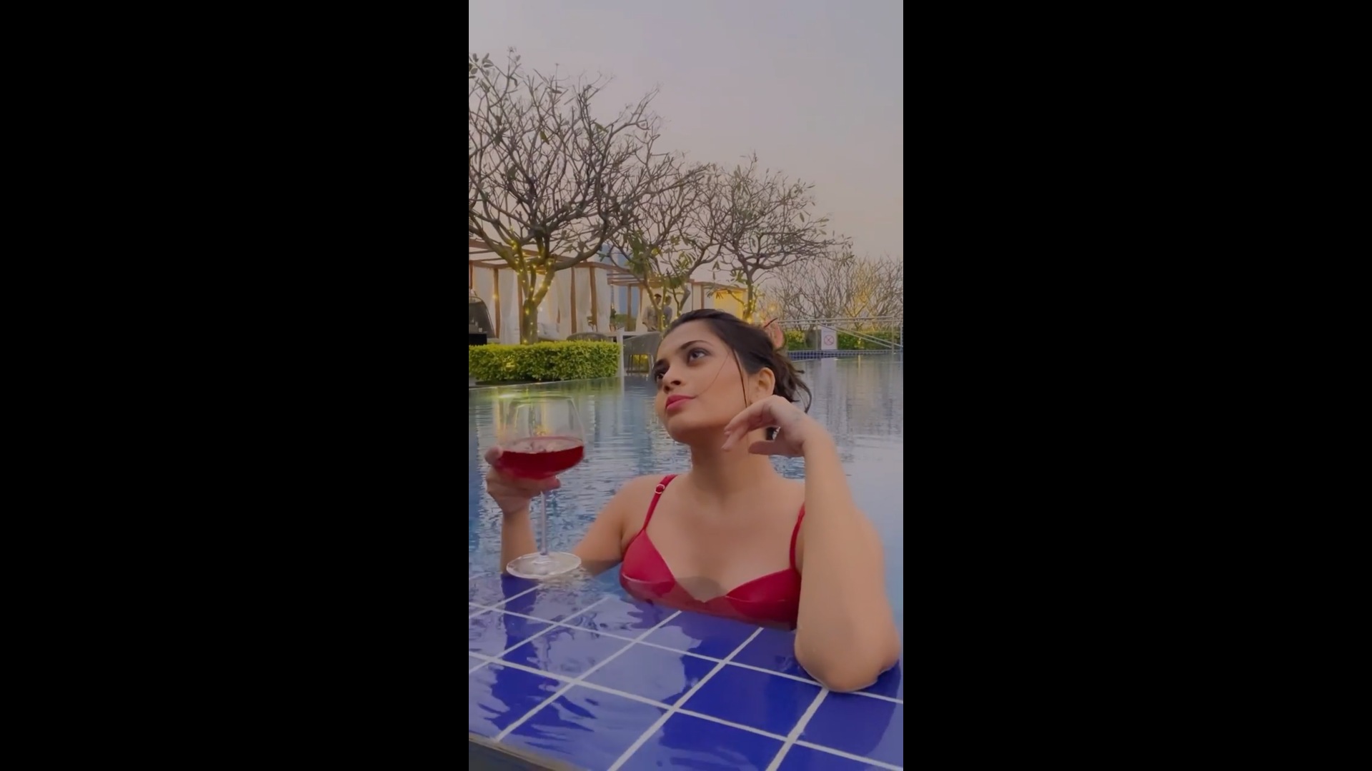 Marathi actress ruchira jadhav bold photoshoot bikini photos 