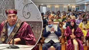 Ratan tata attend convocation ceremony in mumbai