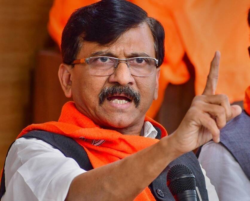 (शिवसेना नेते संजय राऊत)