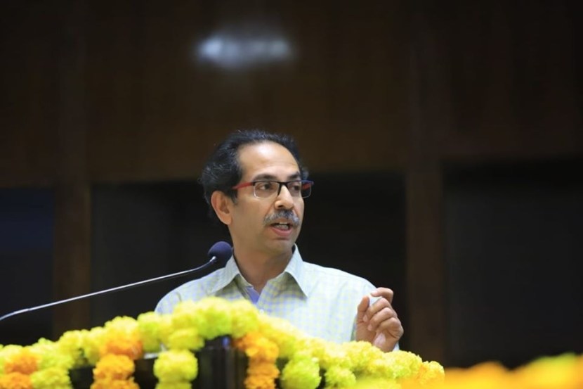 ११) मला आता या सगळ्या आरोपांचा वीट आला आहे. ही वीट ठेवून चालणार नाही, तर अशा लोकांच्या डोक्यावर हाणणार आहे.