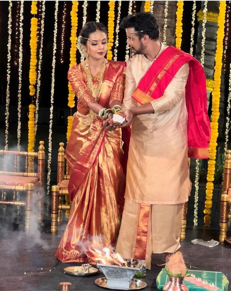 Virajas Kulkarni Shivani Rangole