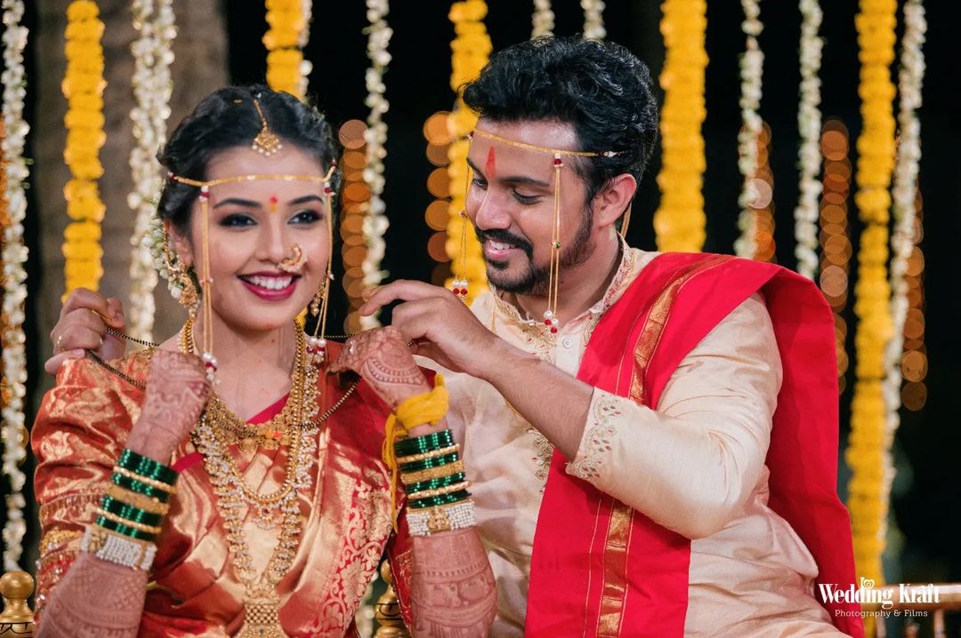 Virajas Kulkarni Shivani Rangole
