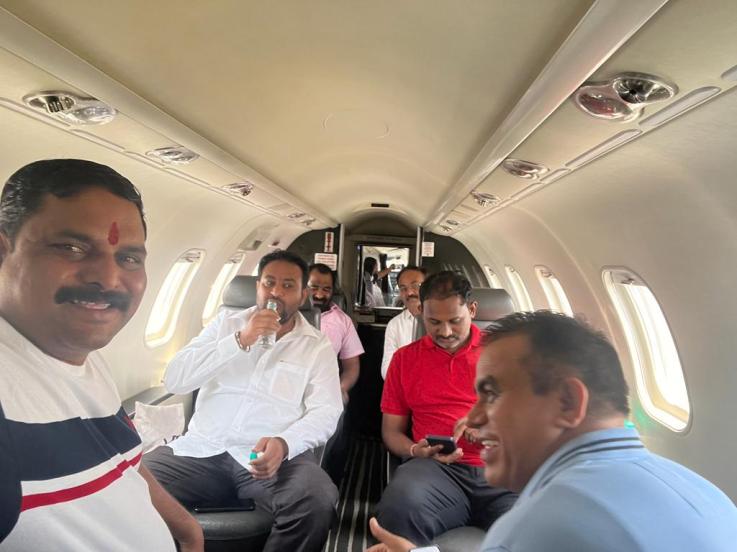 शिवसेनेचे ज्येष्ठ नेते एकनाथ शिंदे यांनी बंडखोरी करत काही आमदारांना घेऊन गुवाहाटीला गेले आहेत. दरम्यान, अकोला जिल्ह्यातील बाळापूरचे आमदार नितीन देशमुख हे गुवाहाटीवरून आपल्या घरी परतले आहेत. त्यानंतर त्यांनी आपण स्वतःची सुटका करून गुवाहाटीवरून पळून आलो, असा दावा केला होता.