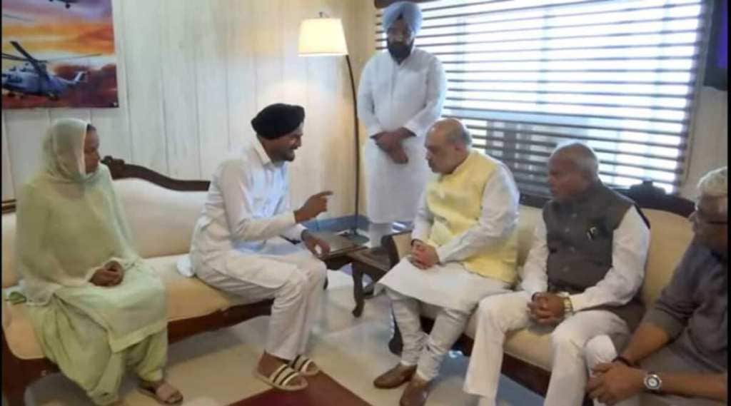 amit-shah-sidhu moosewala parents