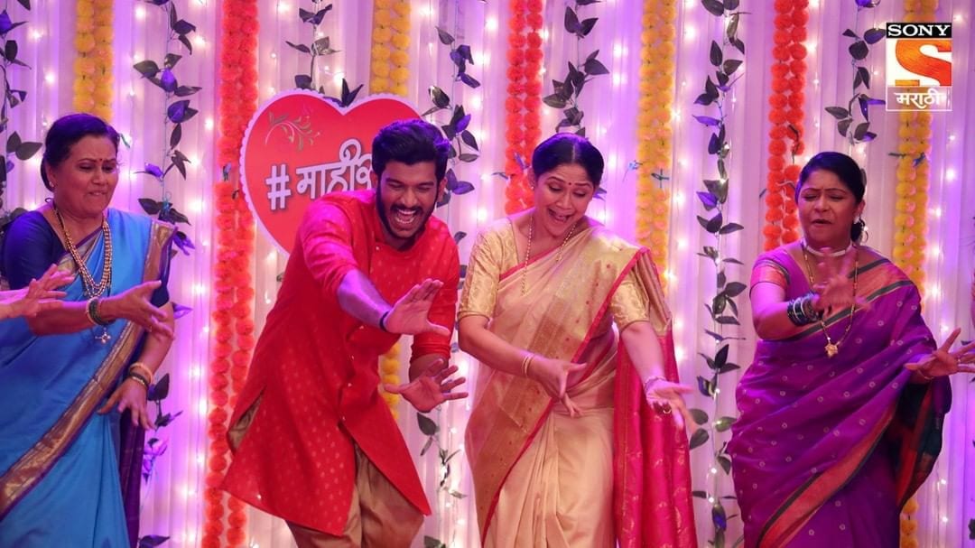 boss mazi ladachi marathi serial wedding photos
