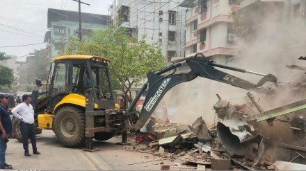 dombavali road widening work