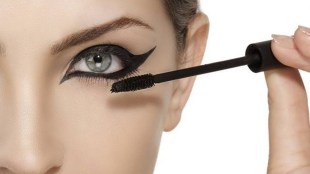 Follow these tips to remove eyeliner instantly; Learn the easy way