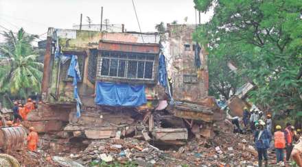 Image ALT: Mumbai Building Collapse News in Marathi Image ALT: Mumbai Building Collapse News in Marathi