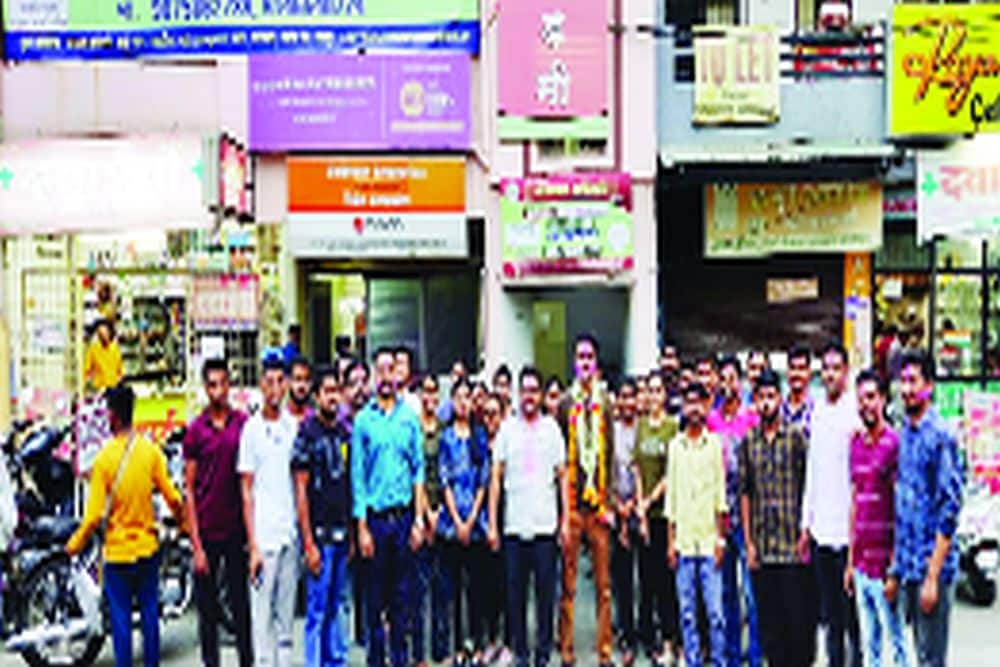 शेतकऱ्याचा मुलगा पहिल्याच प्रयत्नात झाला उपशिक्षणाधिकारी; भंडाऱ्यातील स्नेहल रामटेकेचे ‘एमपीएससी’त यश