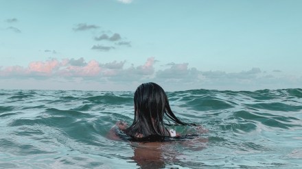 Woman crossed border by swimming just to meet her boyfriend