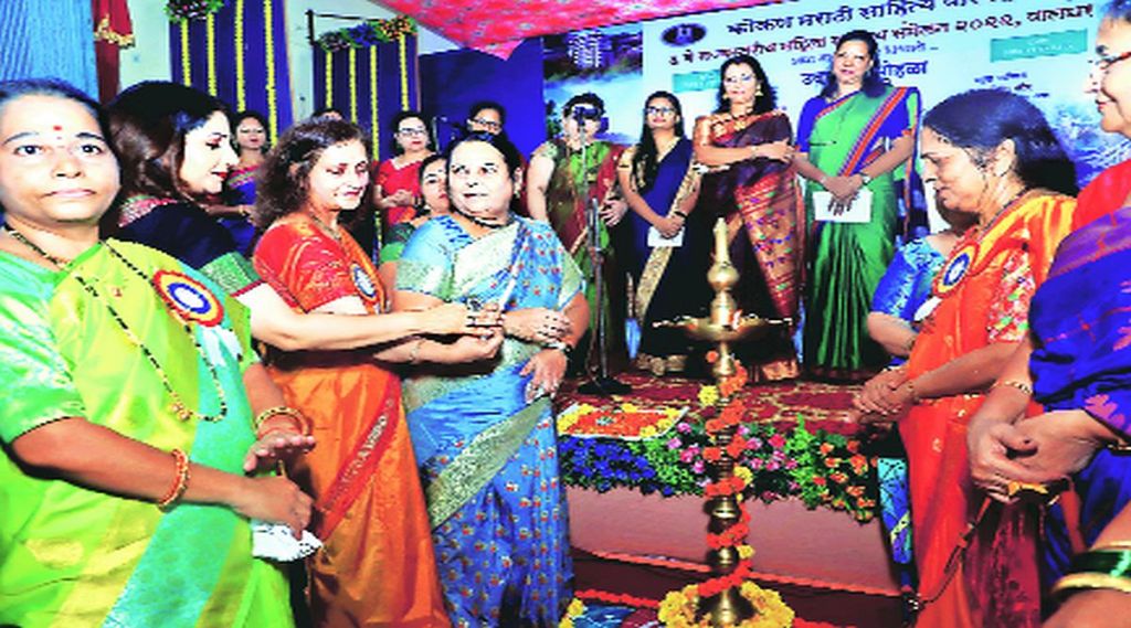 लेखिकांनी प्रयोगशील व्हावे!; महिला साहित्य संमेलनात मोनिका गजेंद्रगडकर यांचे आवाहन