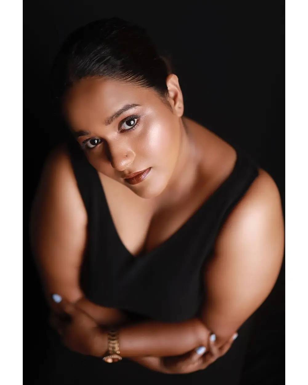 vanita kharat photoshoot vanita kharat hot look