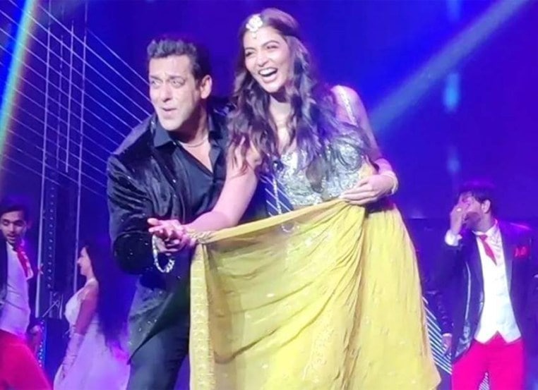 Salman Khan – Pooja Hegde: पूजा हेगडे सलमान खानसोबत 'कभी ईद कभी दिवाली' चित्रपटामध्ये दिसणार आहे.