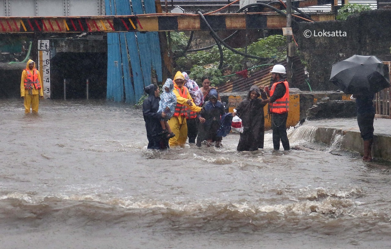 Mumbai Heavy Rainfall Waterlogged